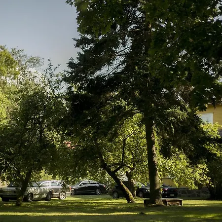 Katariina * بارنو